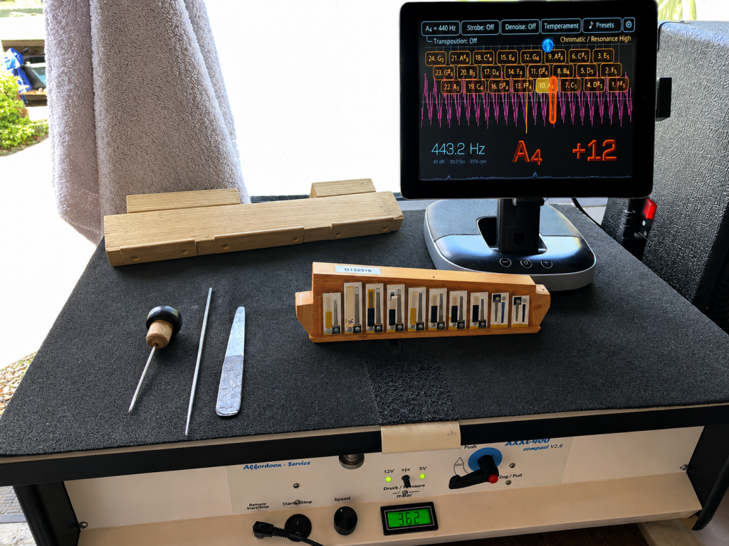 Tuning Bench